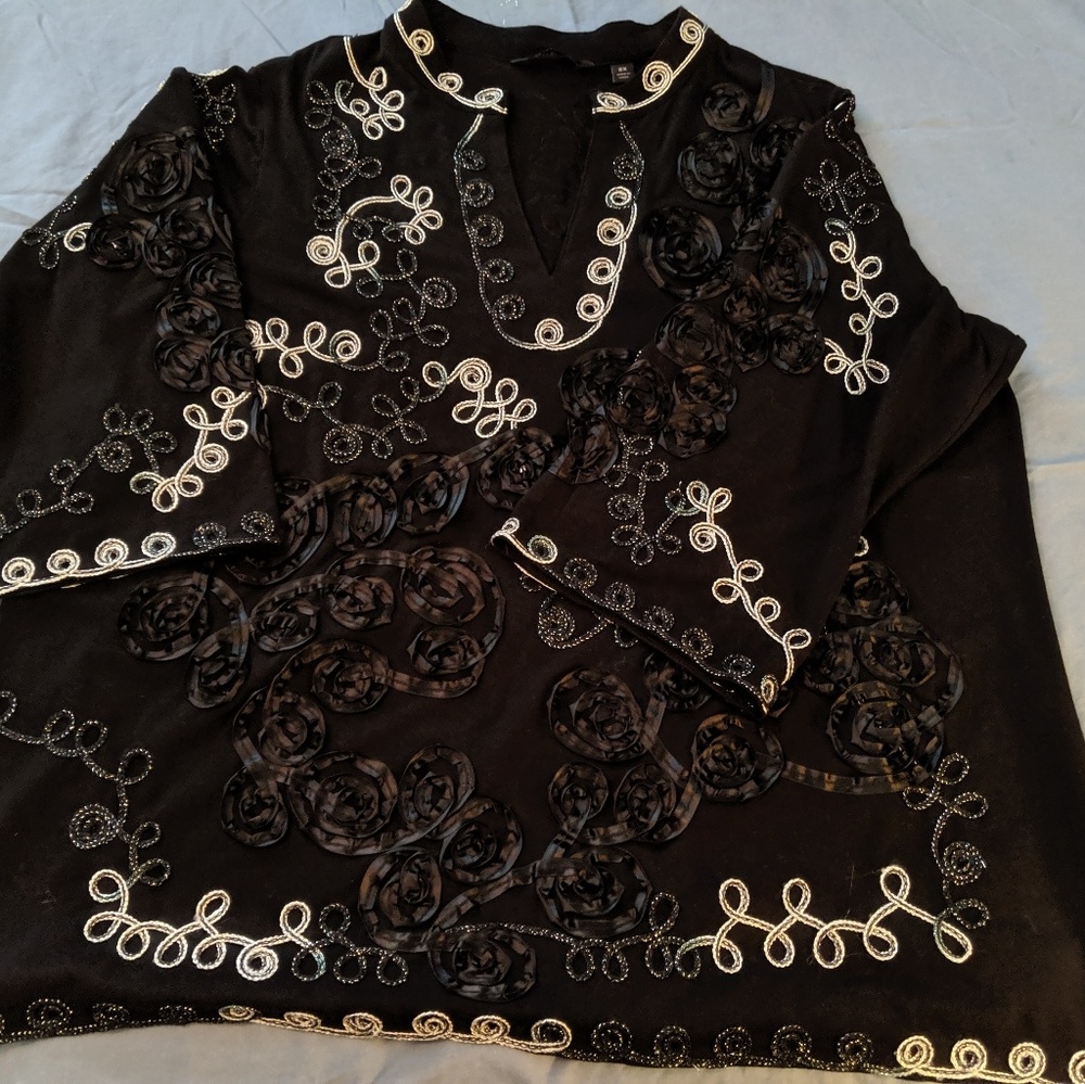 Decorative tunic blouse